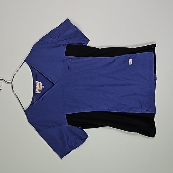PROFESSIONAL choice uniform silk soft blue and black short sleeve scrub shirt - Picture 1 of 6